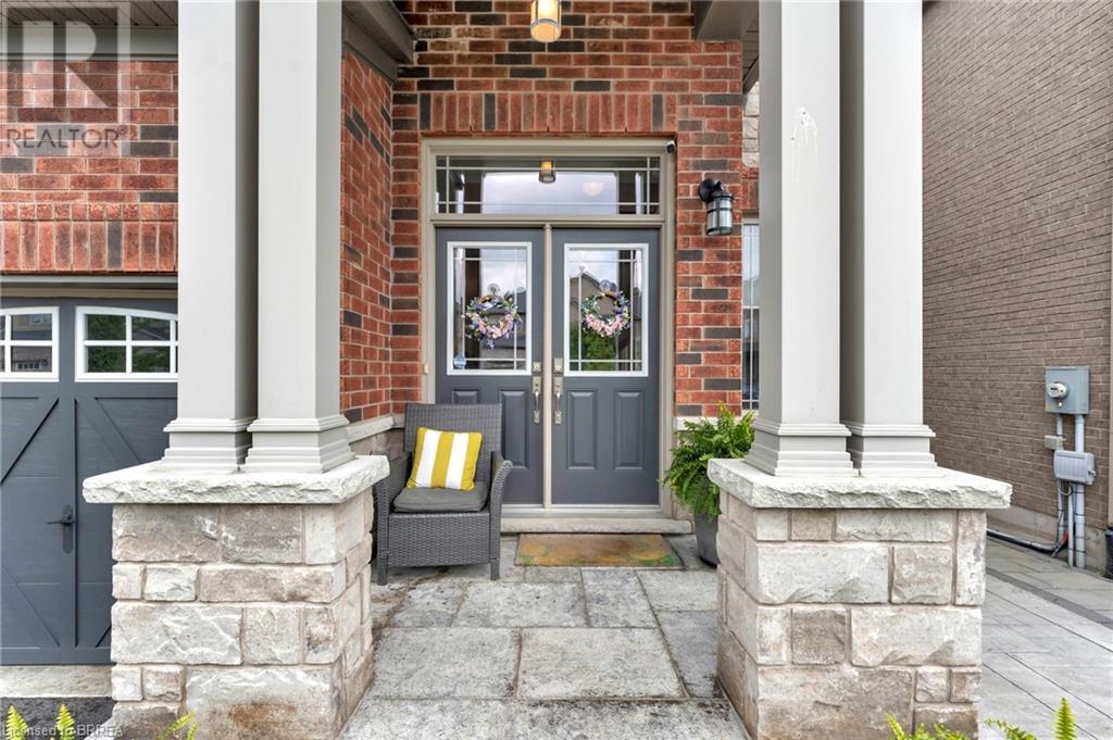 Photo 4 of 66 Sexton Crescent, Ancaster ON
