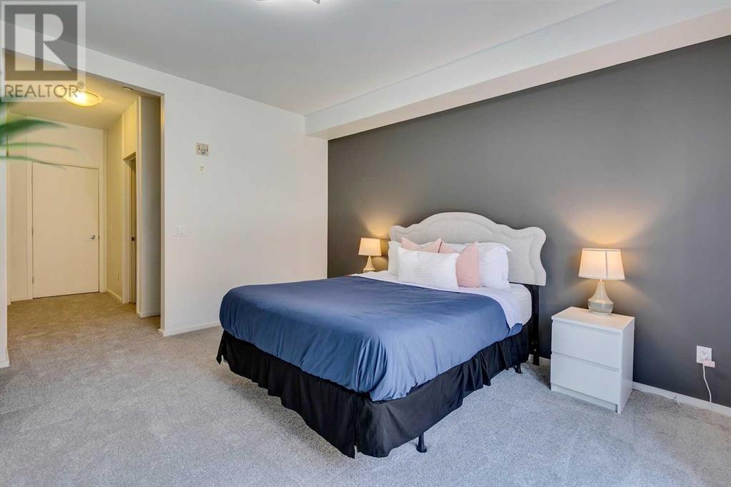 Single Family House for Sale in   Meredith Road NE Crescent Heights Calgary 