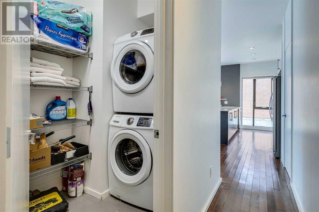Single Family House for Sale in   Meredith Road NE Crescent Heights Calgary 