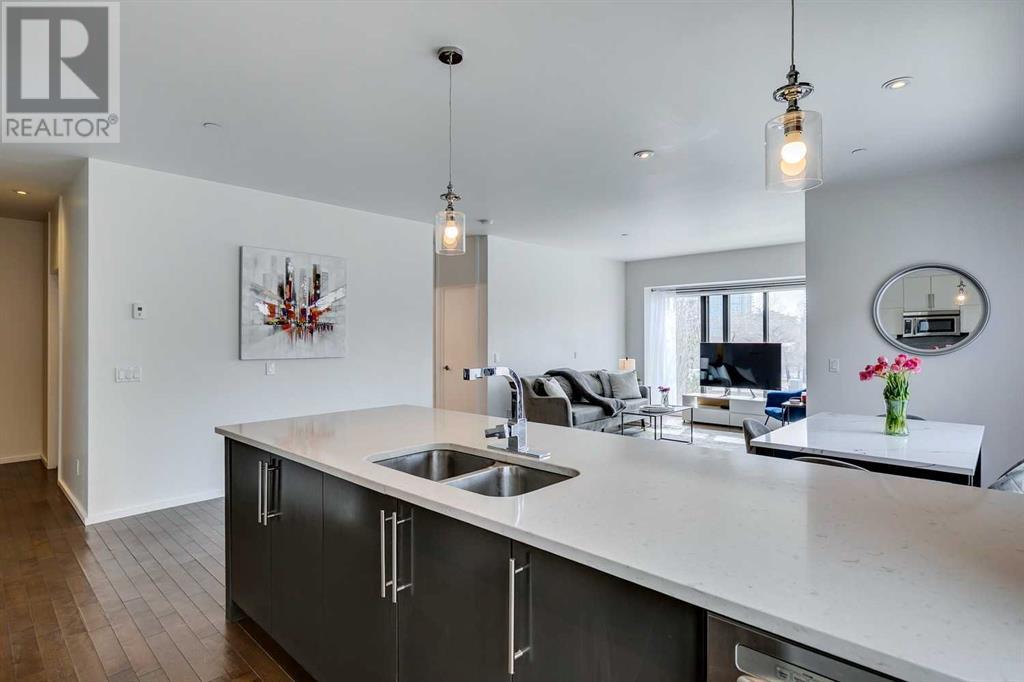 Single Family House for Sale in   Meredith Road NE Crescent Heights Calgary 