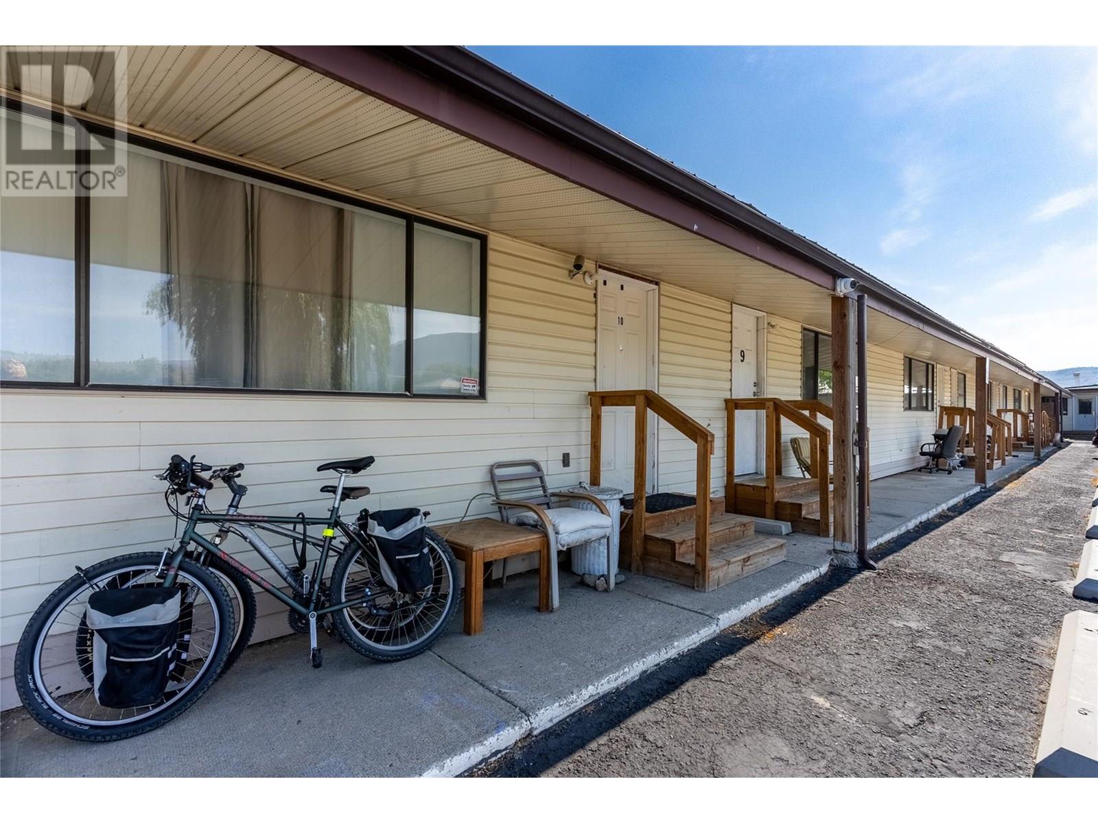  1801 CHAPMAN Street, Merritt