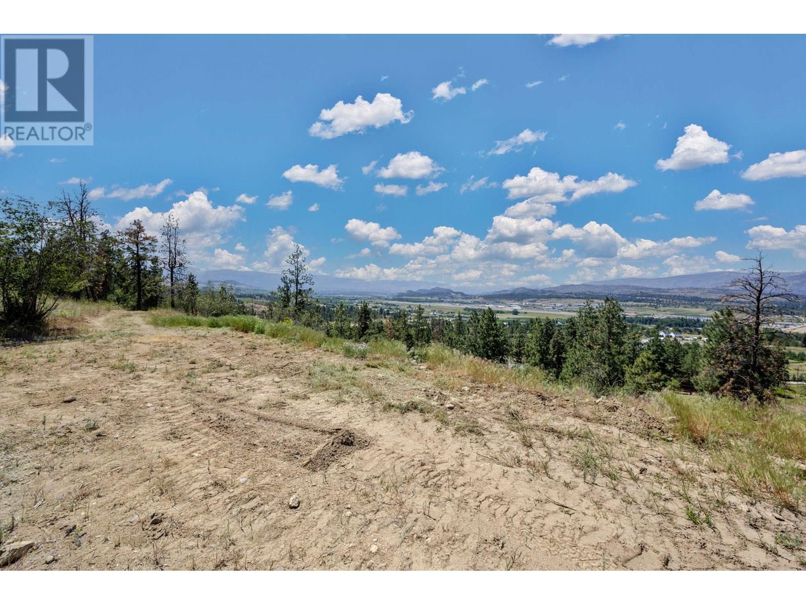 Photo 4 of 6281 Postill Lake Road, Kelowna BC