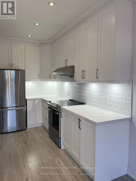 Photo 7 of 91 Cabernet Road, Vaughan ON