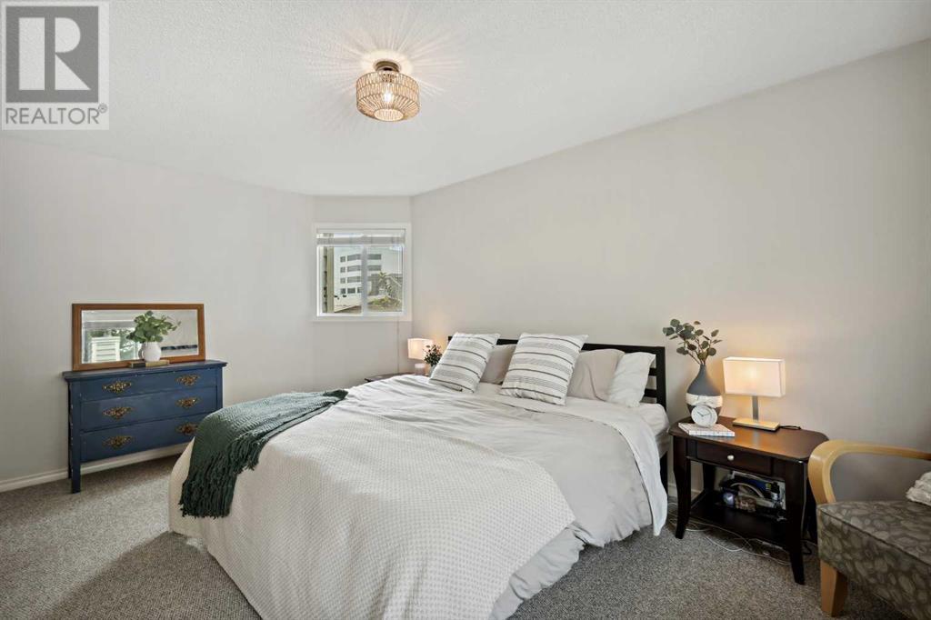 Single Family House 5 Level for Sale in    Avenue NE Crescent Heights Calgary 