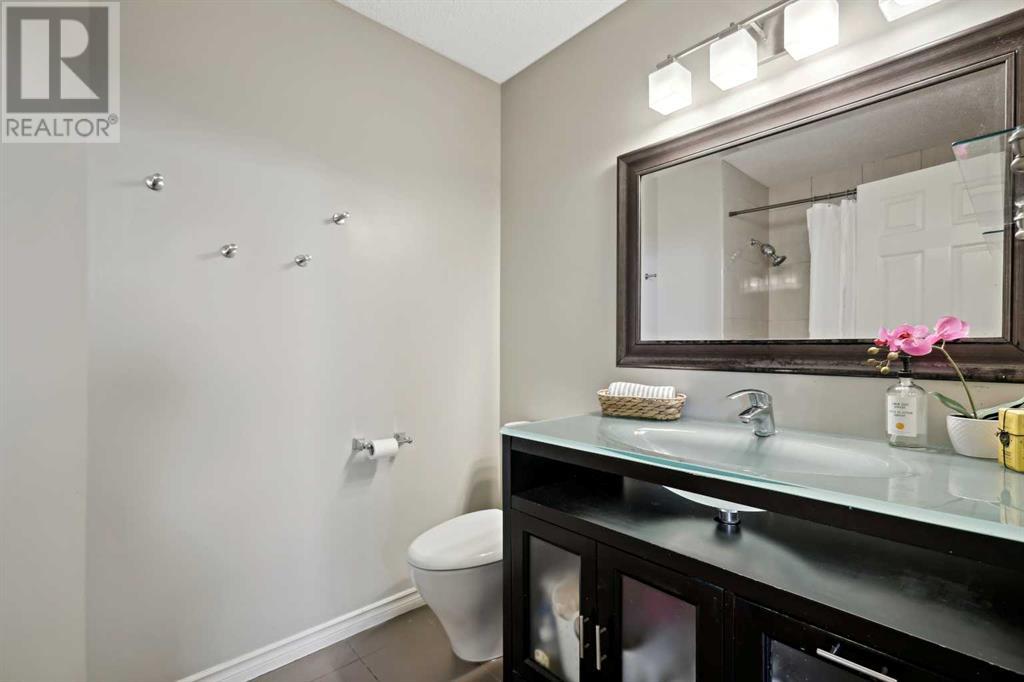 Single Family House 5 Level for Sale in    Avenue NE Crescent Heights Calgary 