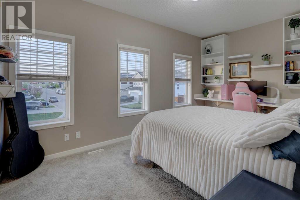 Single Family House for Sale in  Evansfield Way NW Evanston Calgary 