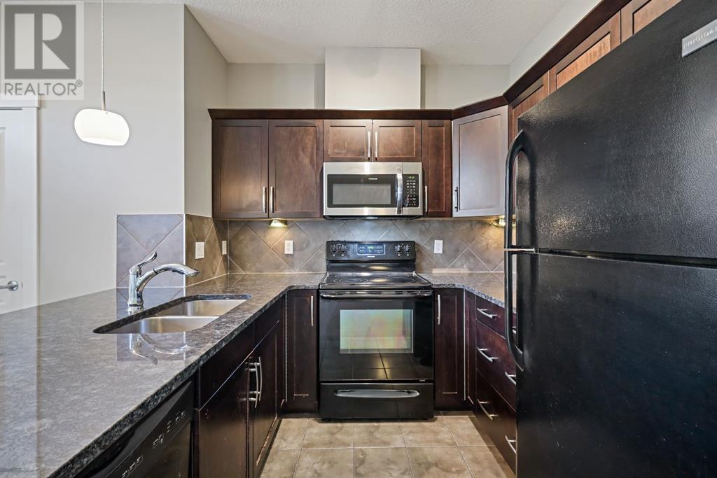 Single Family House for Sale in  Evanston Square NW Evanston Calgary 