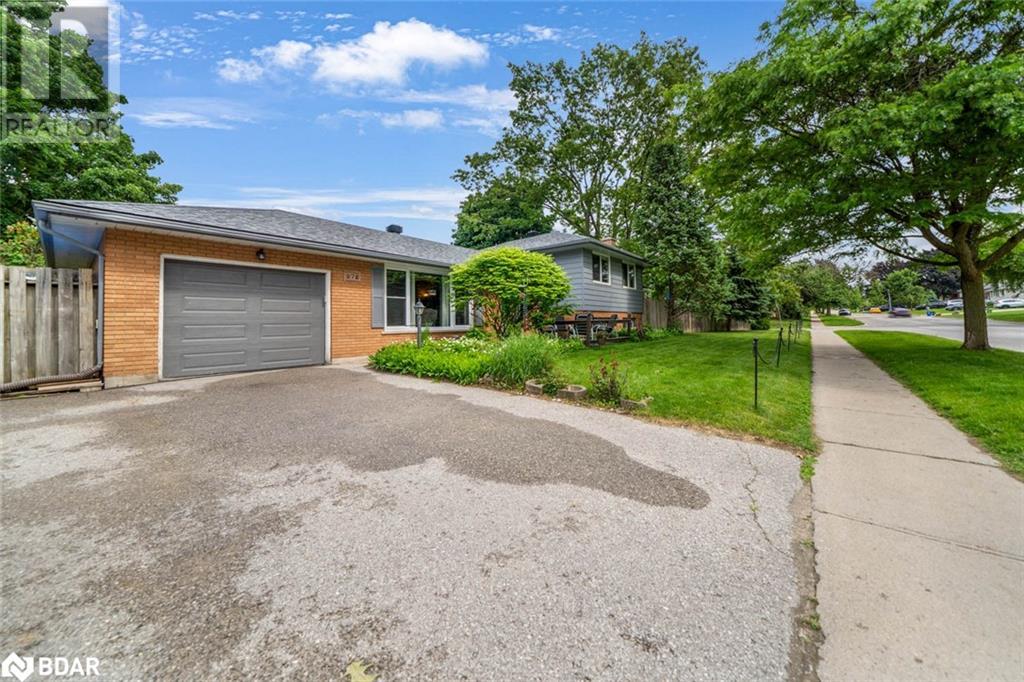 Photo 18 of 7 Broadmoor Avenue, Barrie ON