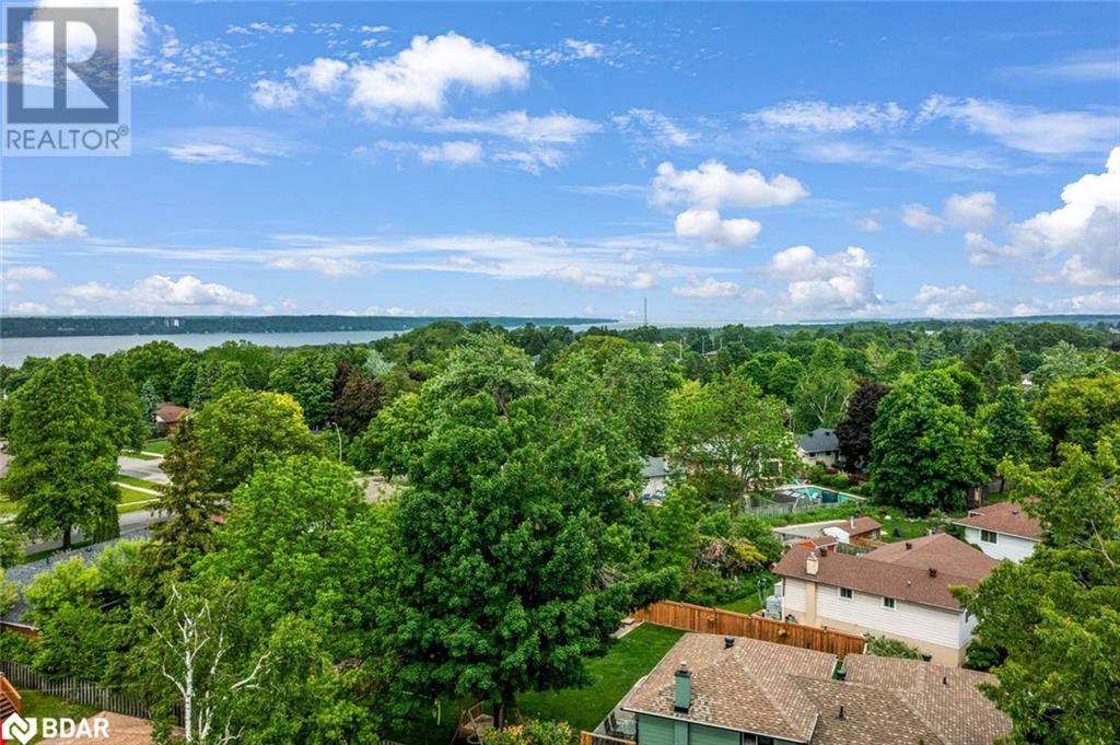 Photo 16 of 7 Broadmoor Avenue, Barrie ON