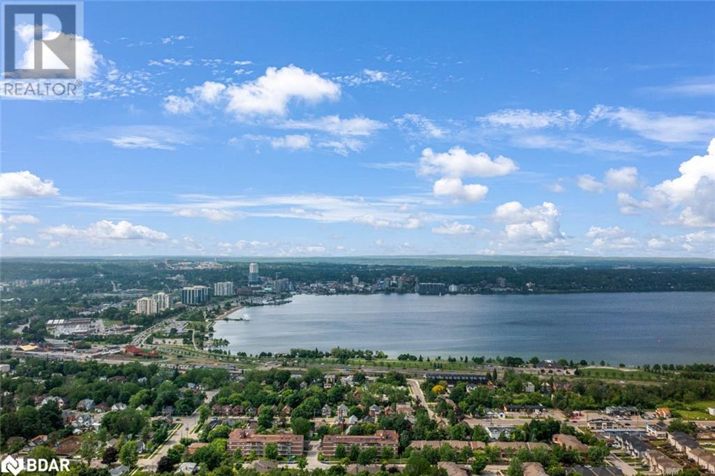 Photo 21 of 7 Broadmoor Avenue, Barrie ON