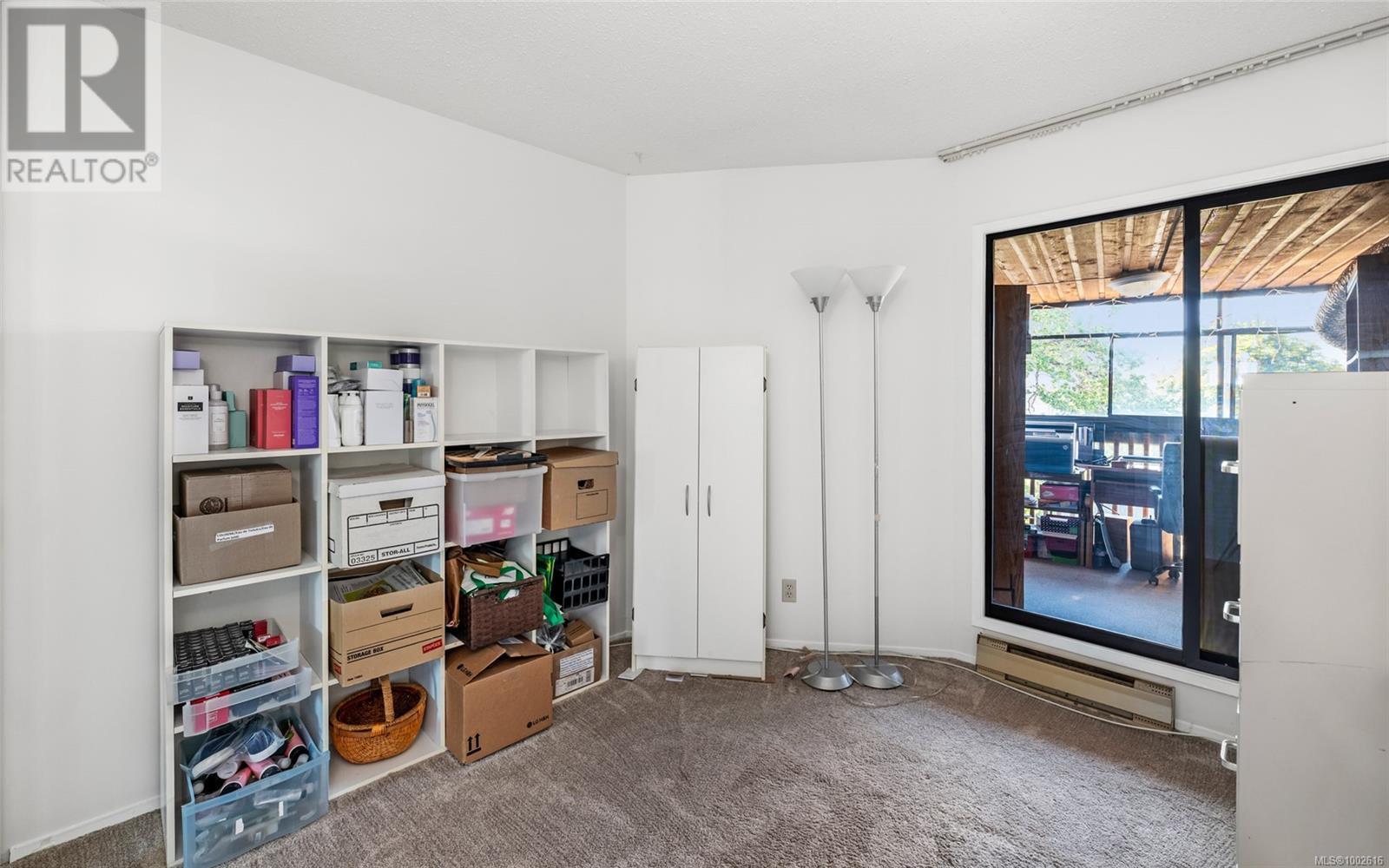 #302 1518 PANDORA AVE - Image 13