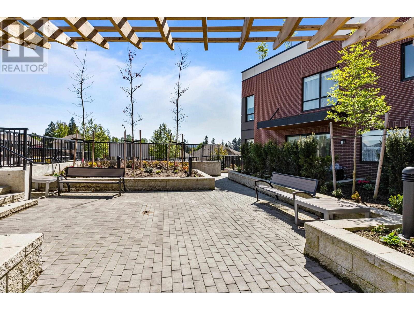 Photo 6 of 101 11641 227 Street, Maple Ridge BC
