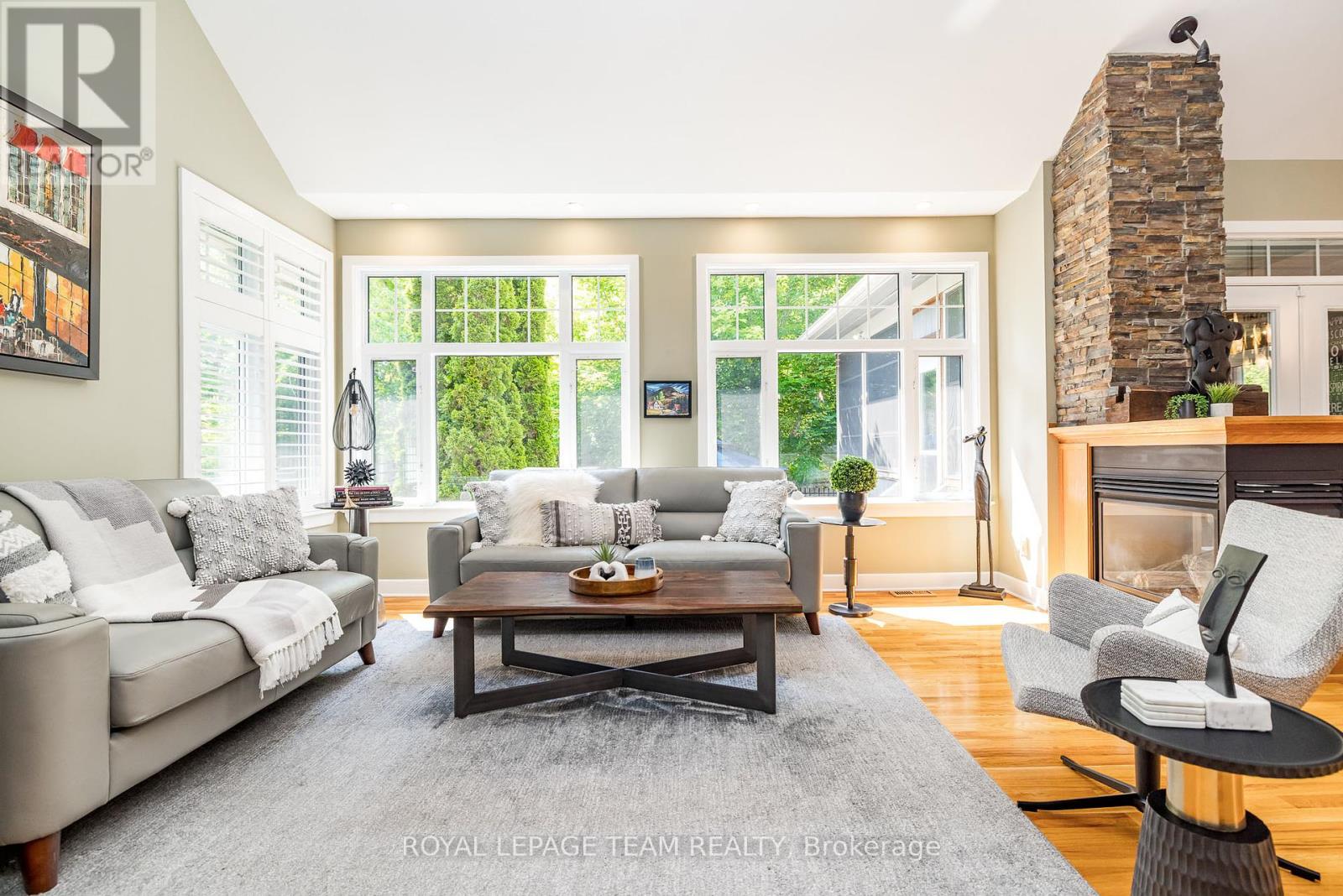 Photo 10 of 19 Turtle Point Private, Ottawa ON
