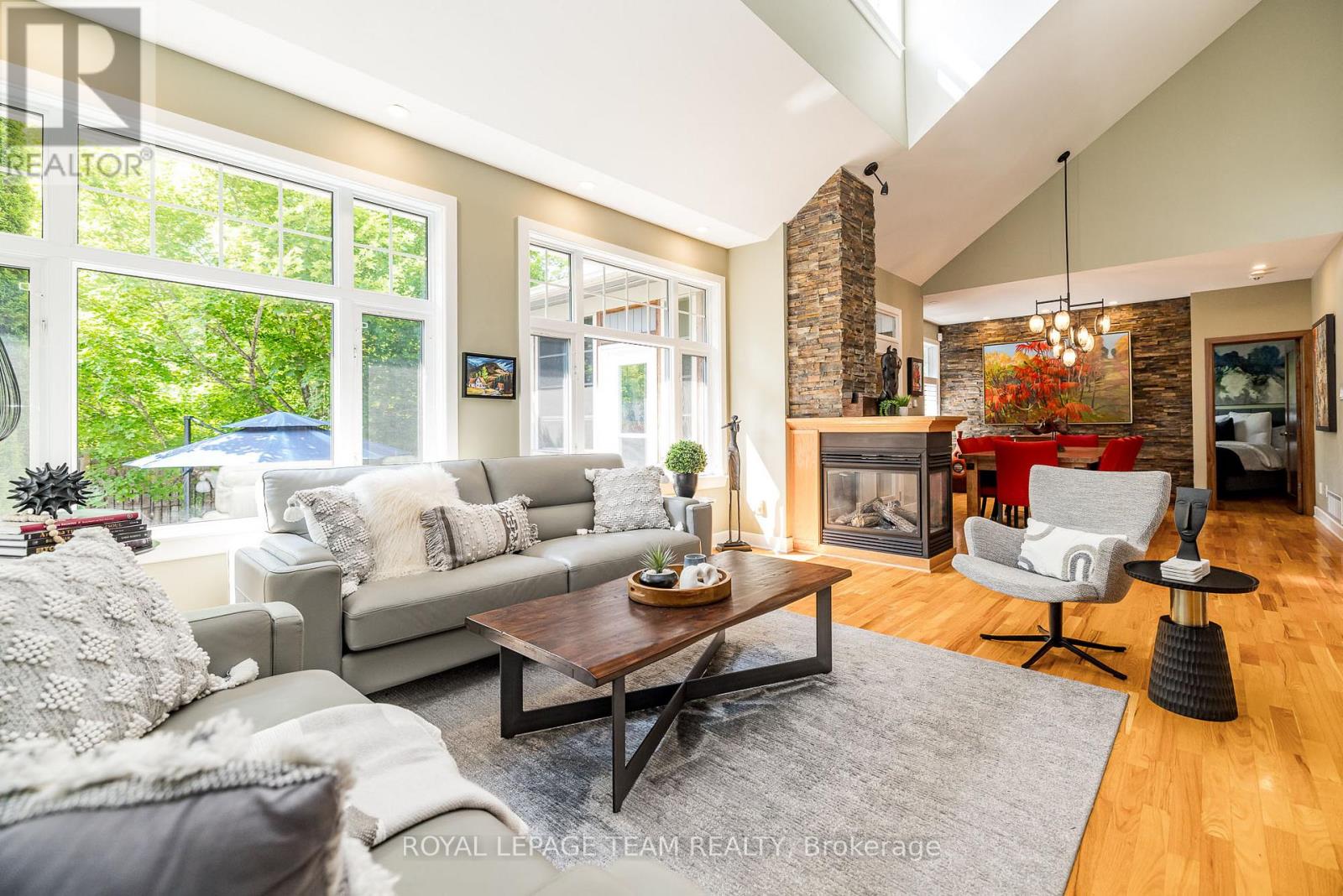 Photo 18 of 19 Turtle Point Private, Ottawa ON