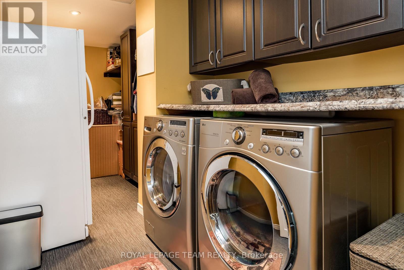 Photo 33 of 19 Turtle Point Private, Ottawa ON