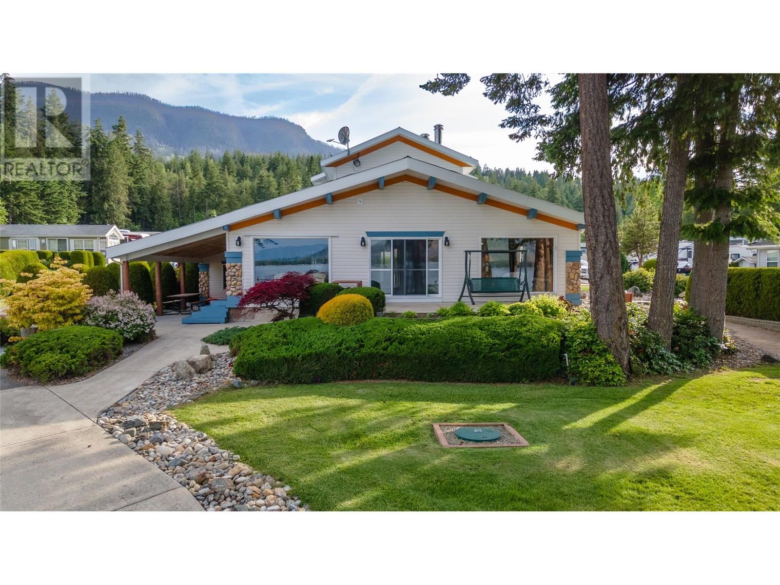  667 Waverly Park Frontage Road, Sorrento