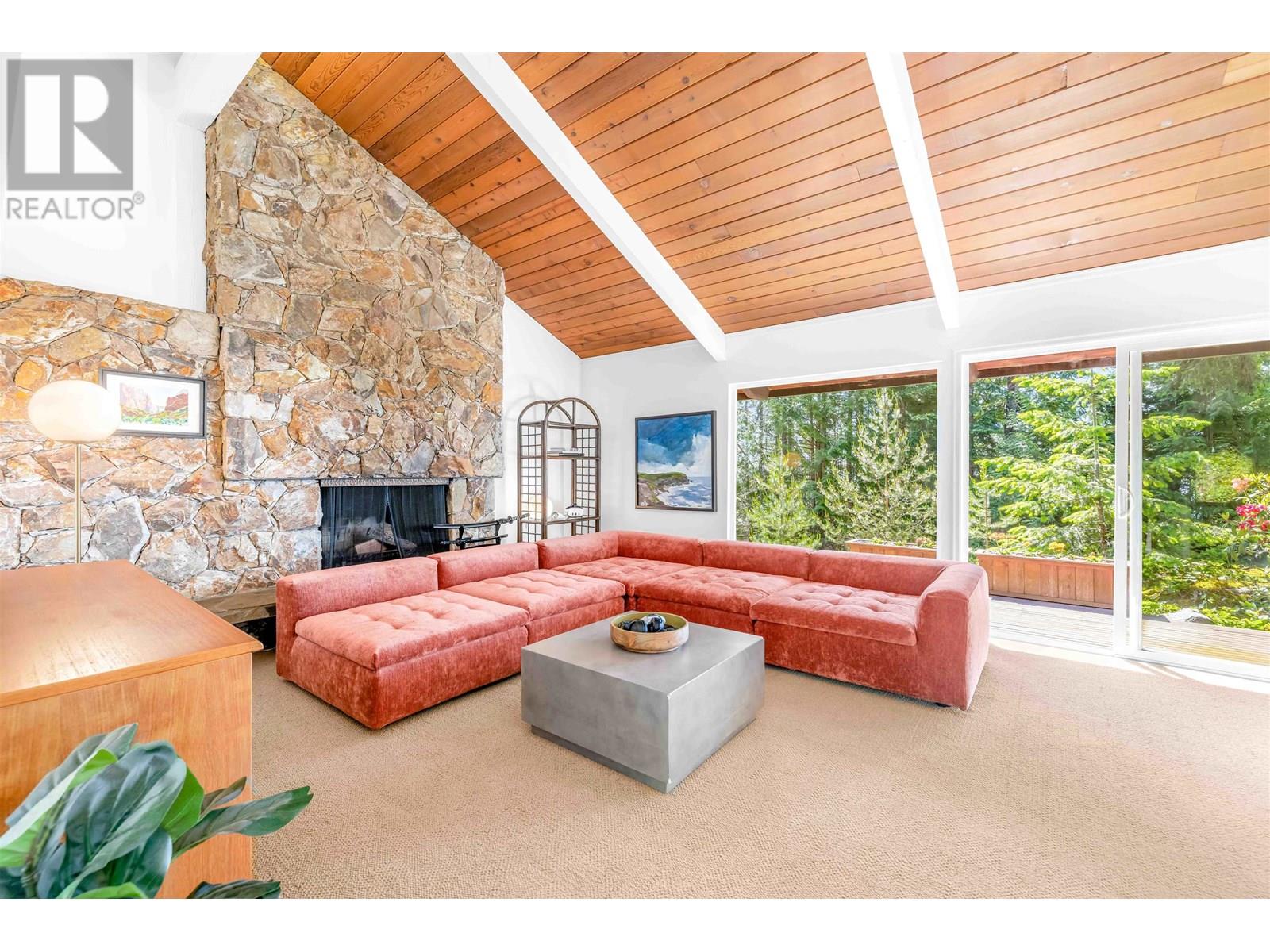 Photo 14 of 4663 Woodridge Place, West Vancouver BC