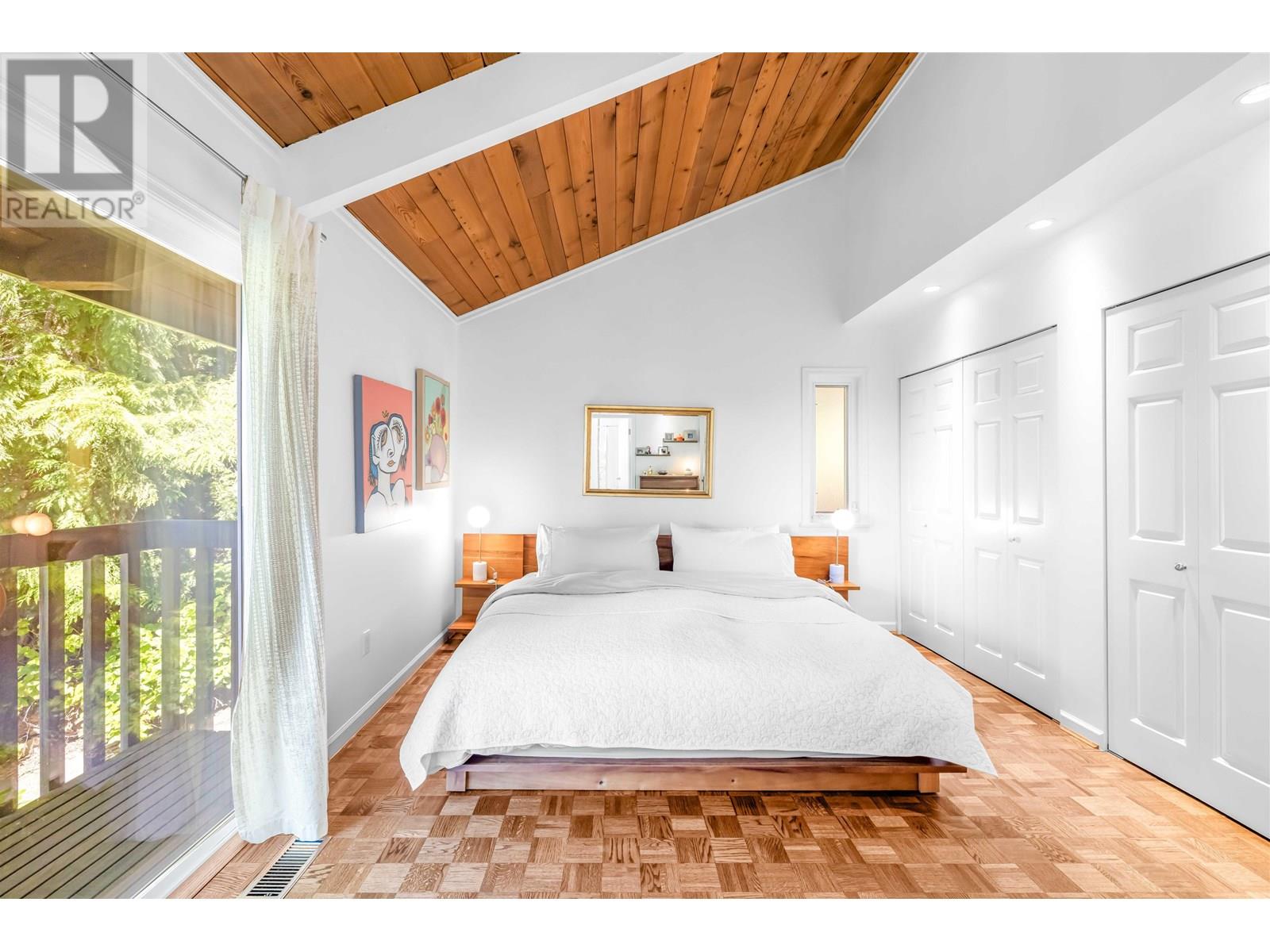 Photo 20 of 4663 Woodridge Place, West Vancouver BC