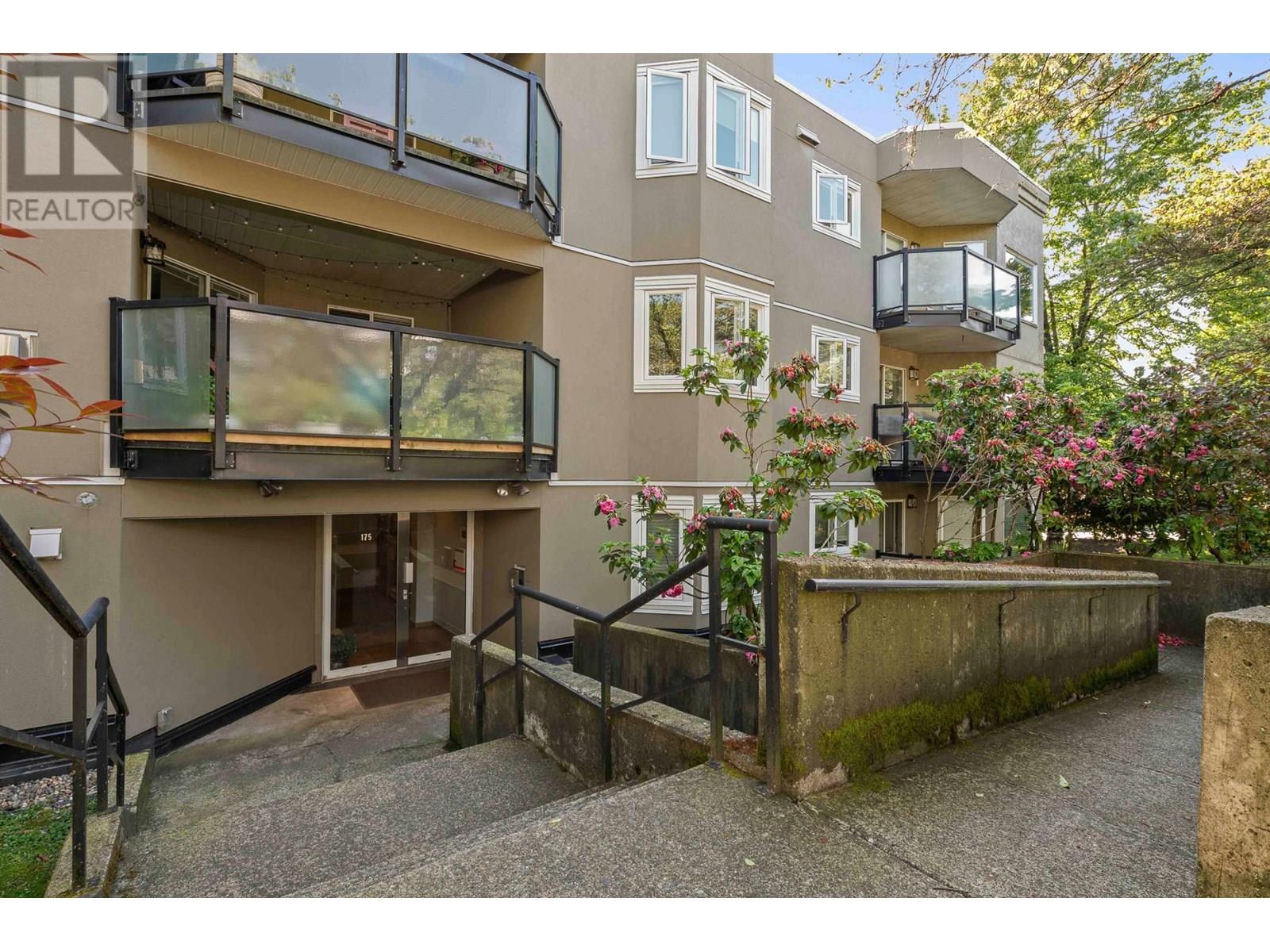 Photo 1 of 105 175 W 4th Street, North Vancouver BC