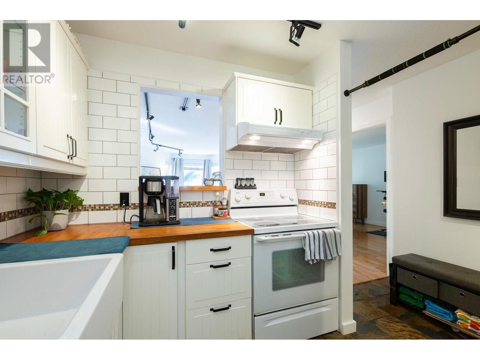 Photo 16 of 105 175 W 4th Street, North Vancouver BC