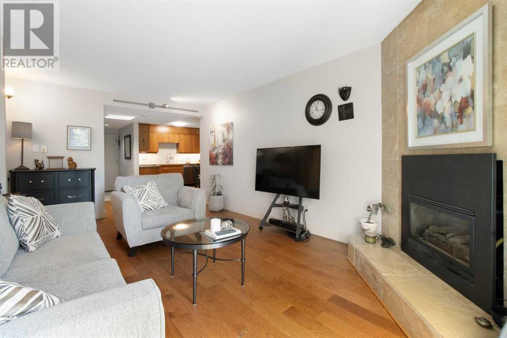 Single Family House for Sale in    Avenue NE Crescent Heights Calgary 