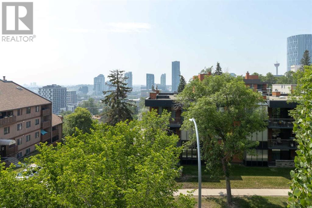 Single Family House for Sale in    Avenue NE Crescent Heights Calgary 