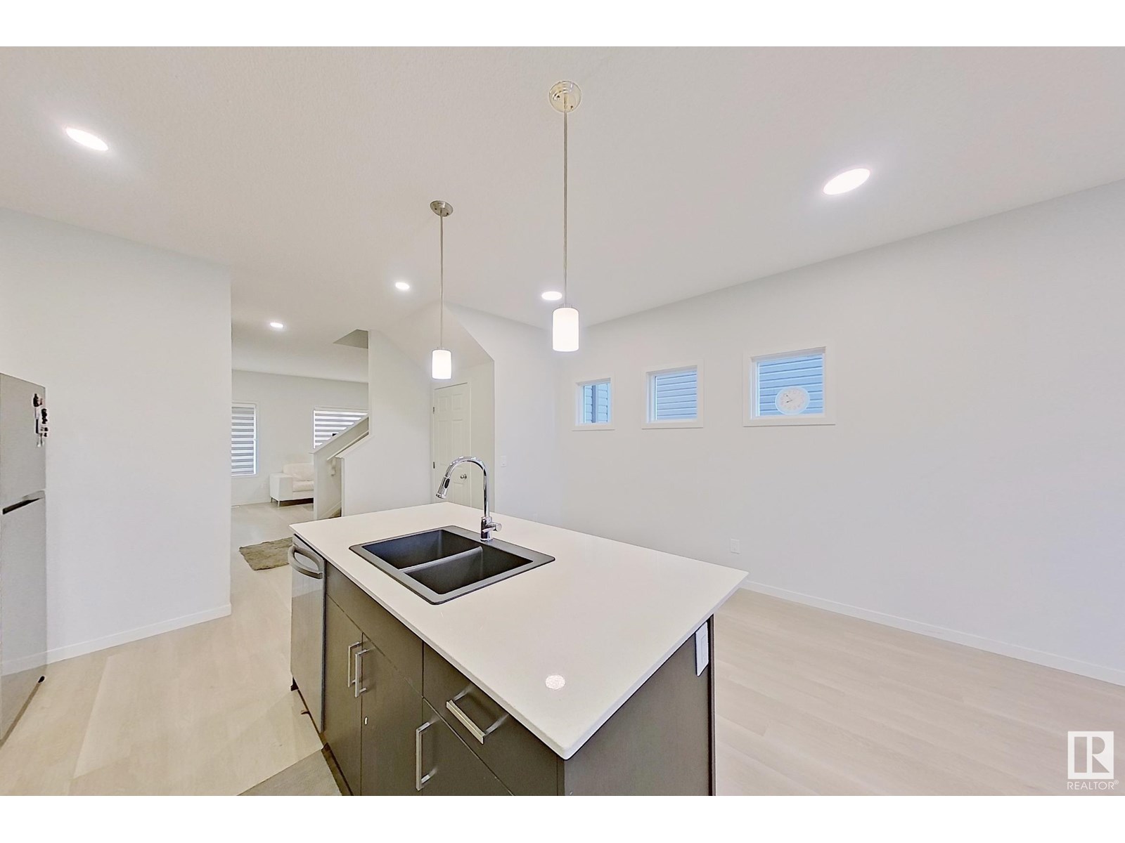 Photo 11 of 7137 46 A St, Beaumont AB