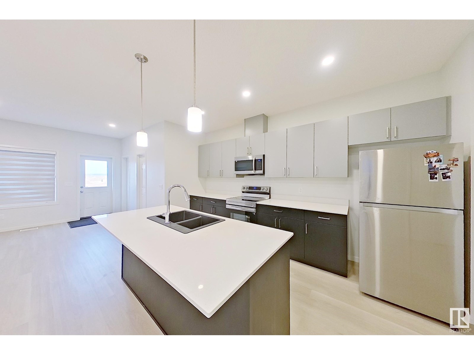 Photo 15 of 7137 46 A St, Beaumont AB