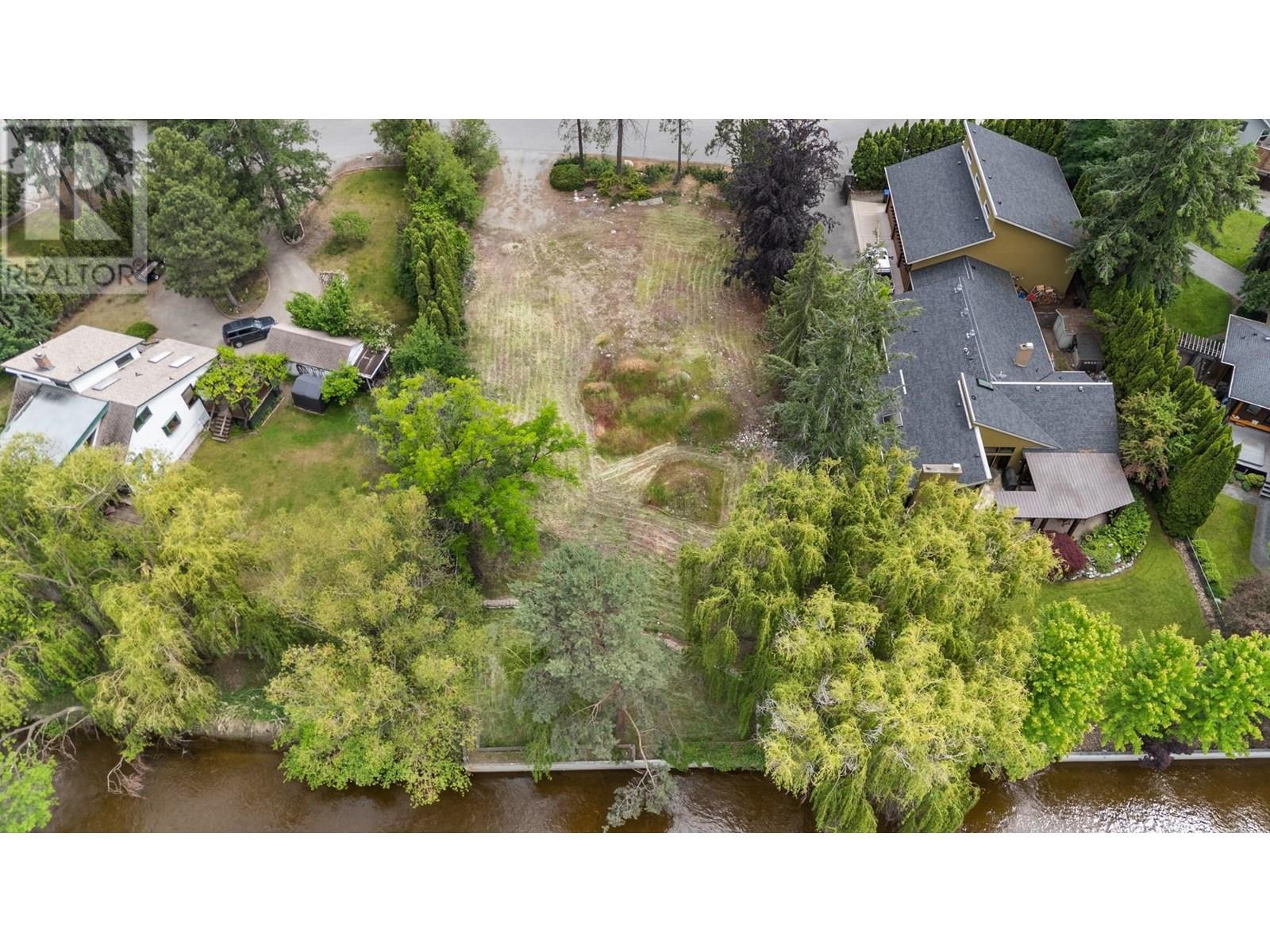 1 569 Radant Road, Kelowna