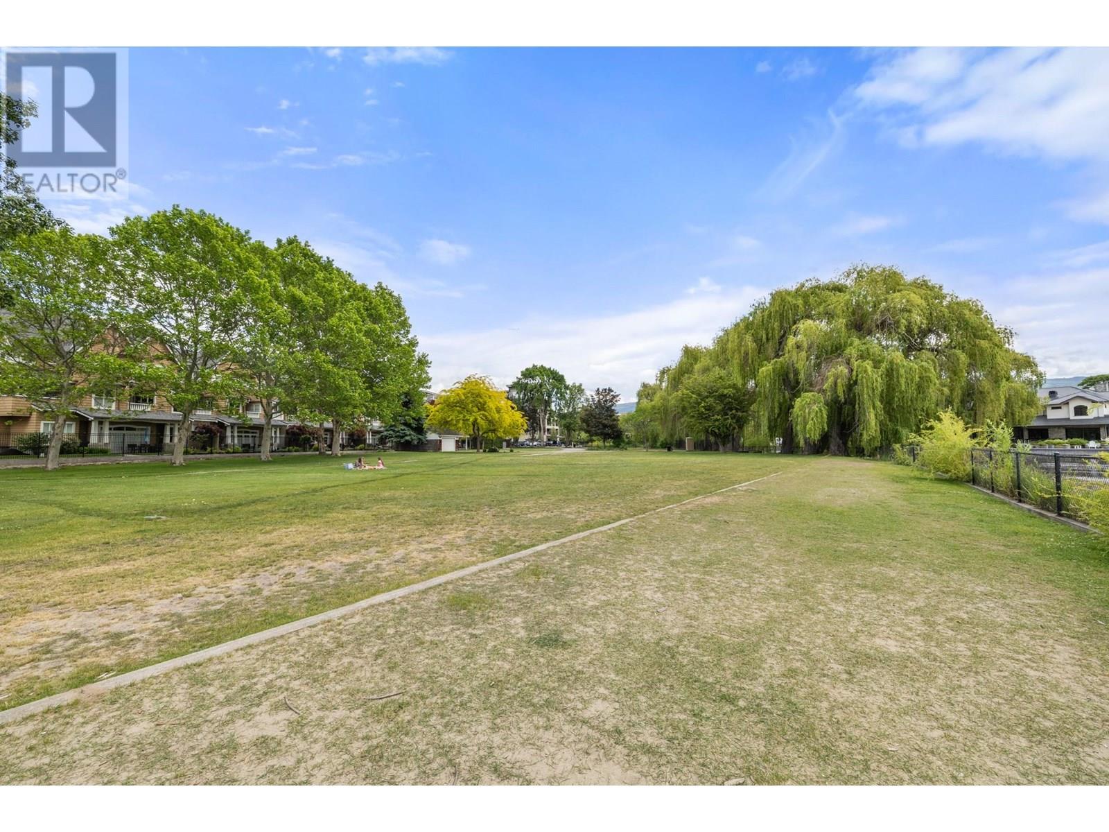 1 569 Radant Road, Kelowna