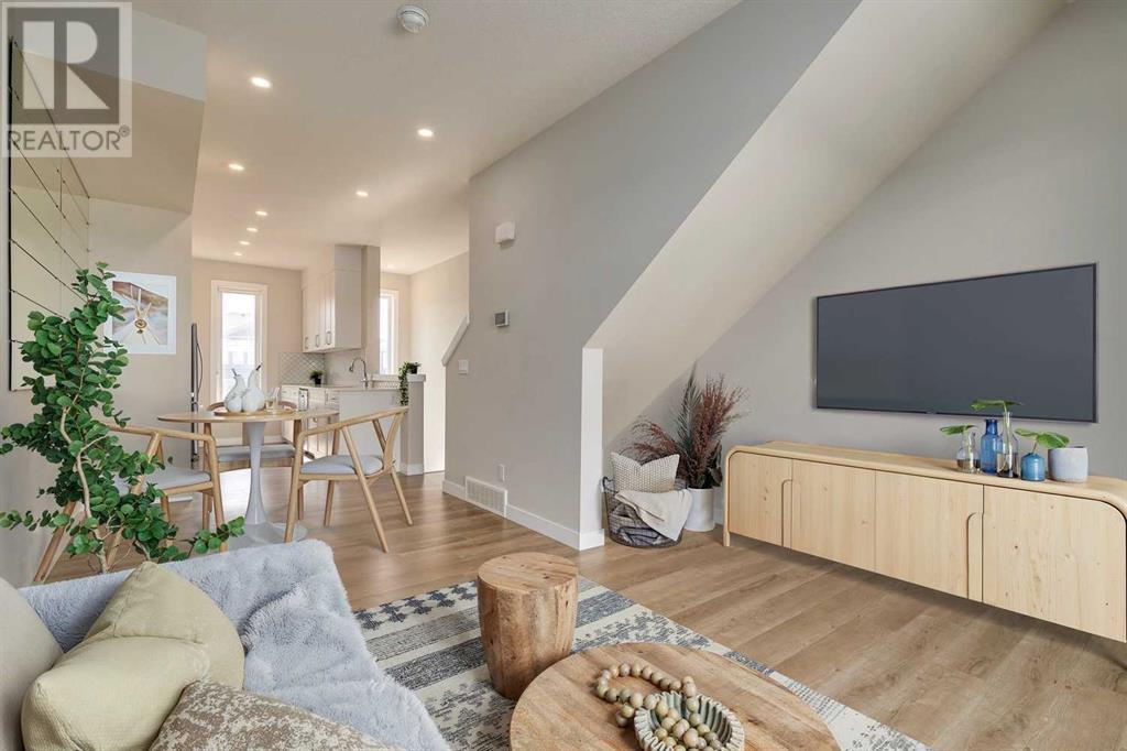 Single Family House for Sale in  Evanston Link NW Evanston Calgary 