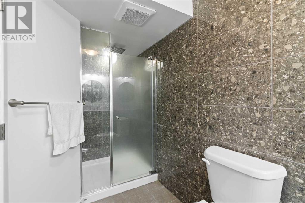 Single Family House for Sale in  Edgebrook Drive NW Edgemont Calgary 