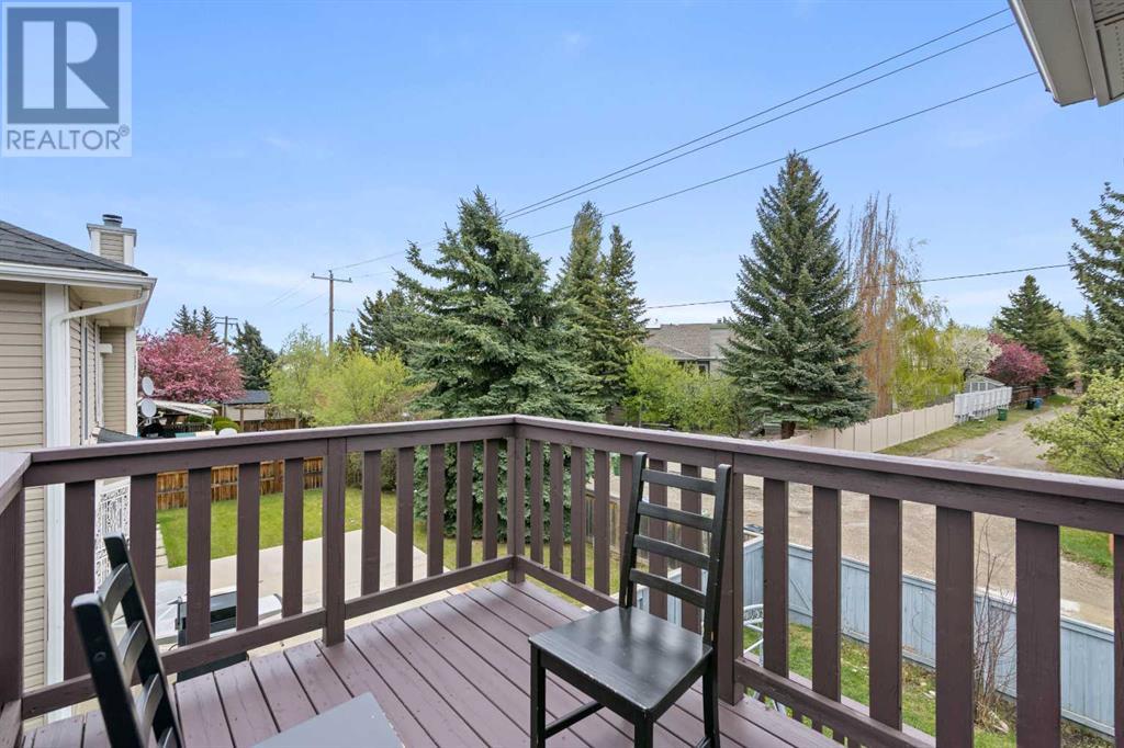Single Family House for Sale in  Edgebrook Drive NW Edgemont Calgary 