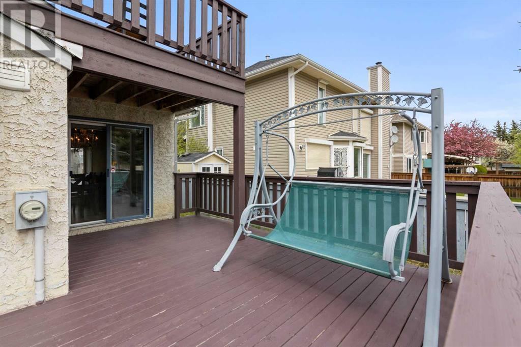 Single Family House for Sale in  Edgebrook Drive NW Edgemont Calgary 