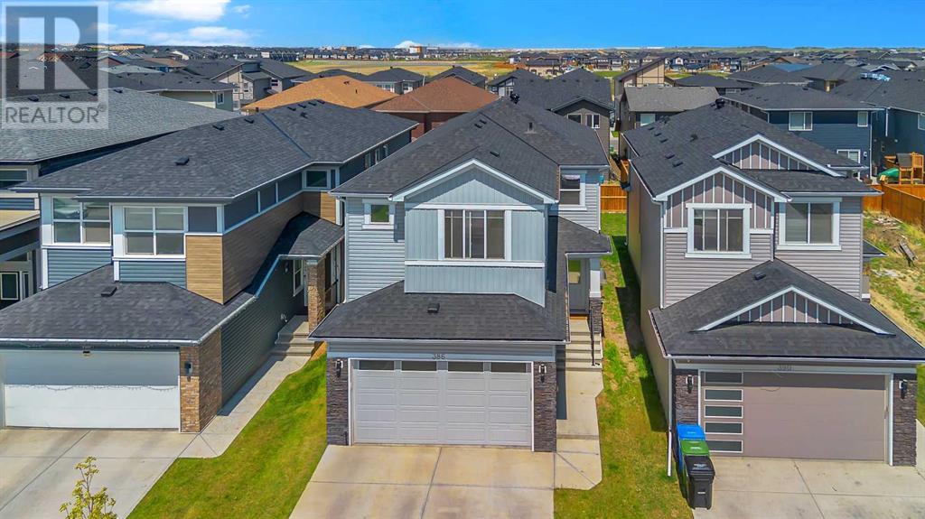 386 Corner Meadows Way NE, Calgary, Alberta