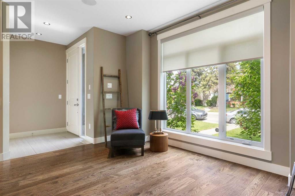 Single Family House for Sale in   Avenue NW Capitol Hill Calgary 