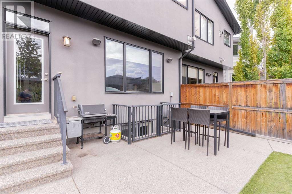 Single Family House for Sale in   Avenue NW Capitol Hill Calgary 