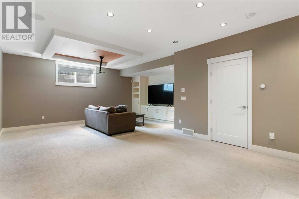 Single Family House for Sale in   Avenue NW Capitol Hill Calgary 