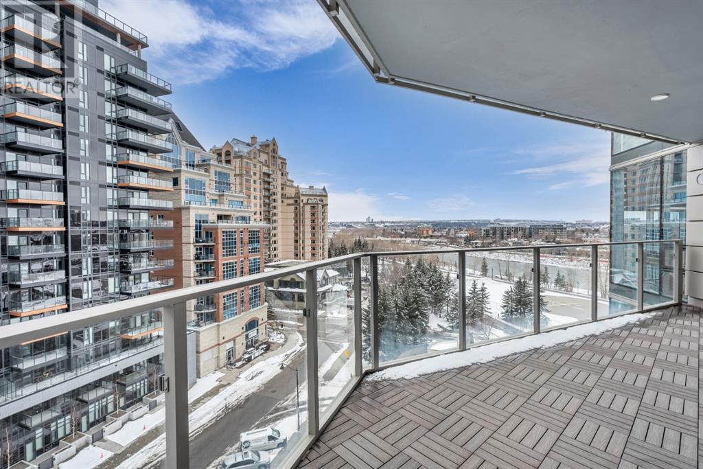 Single Family House for Sale in    Avenue SW Eau Claire Calgary 