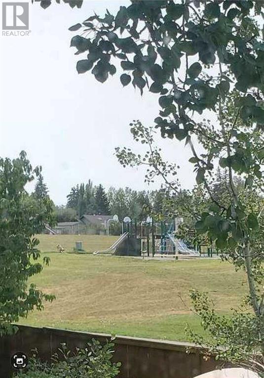 Single Family House for Sale in  Oakchurch Place SW Oakridge Calgary 