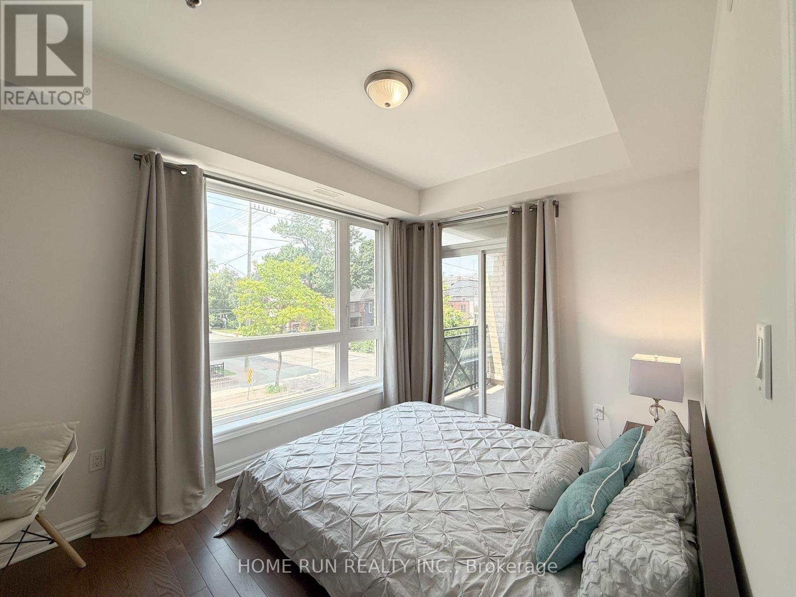 Photo 26 of 323 429 Kent Street, Ottawa ON