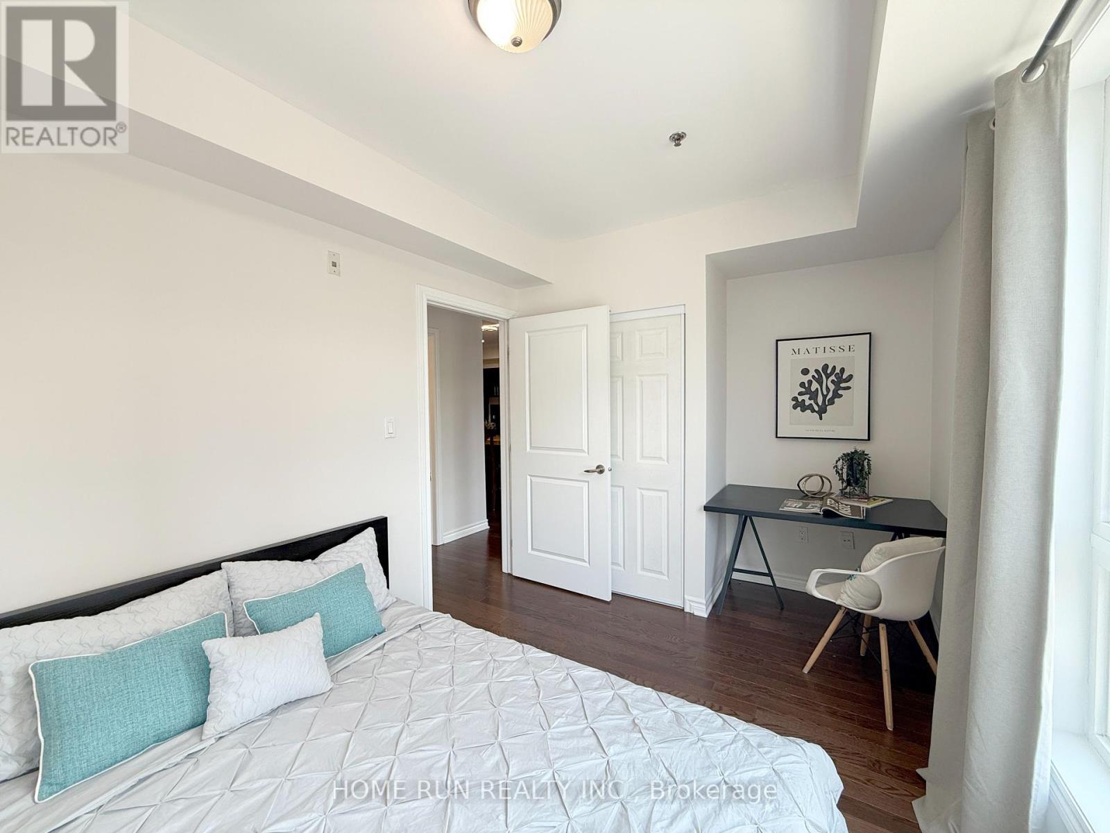Photo 16 of 323 429 Kent Street, Ottawa ON