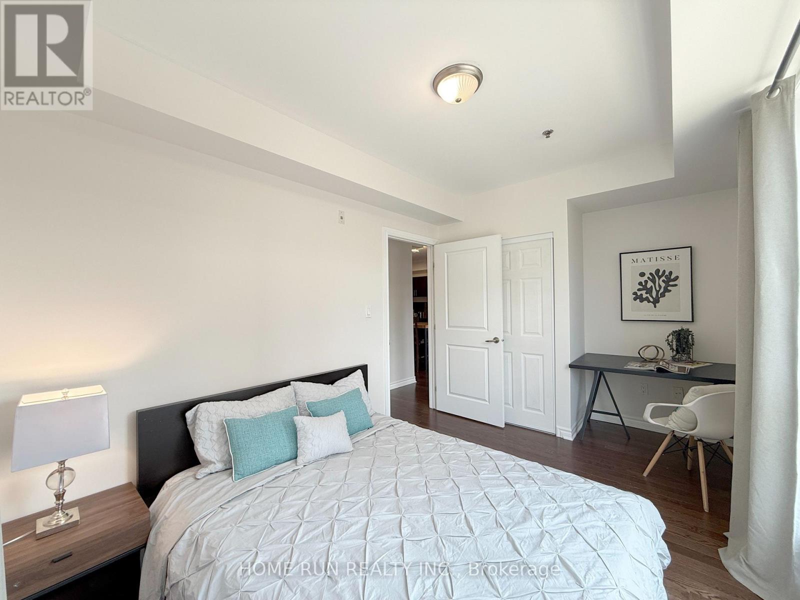 Photo 28 of 323 429 Kent Street, Ottawa ON