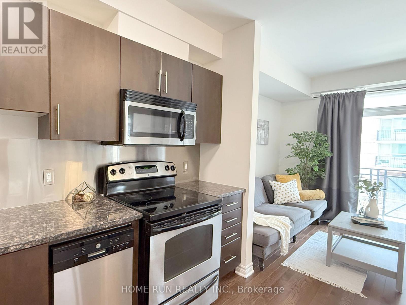 Photo 4 of 323 429 Kent Street, Ottawa ON