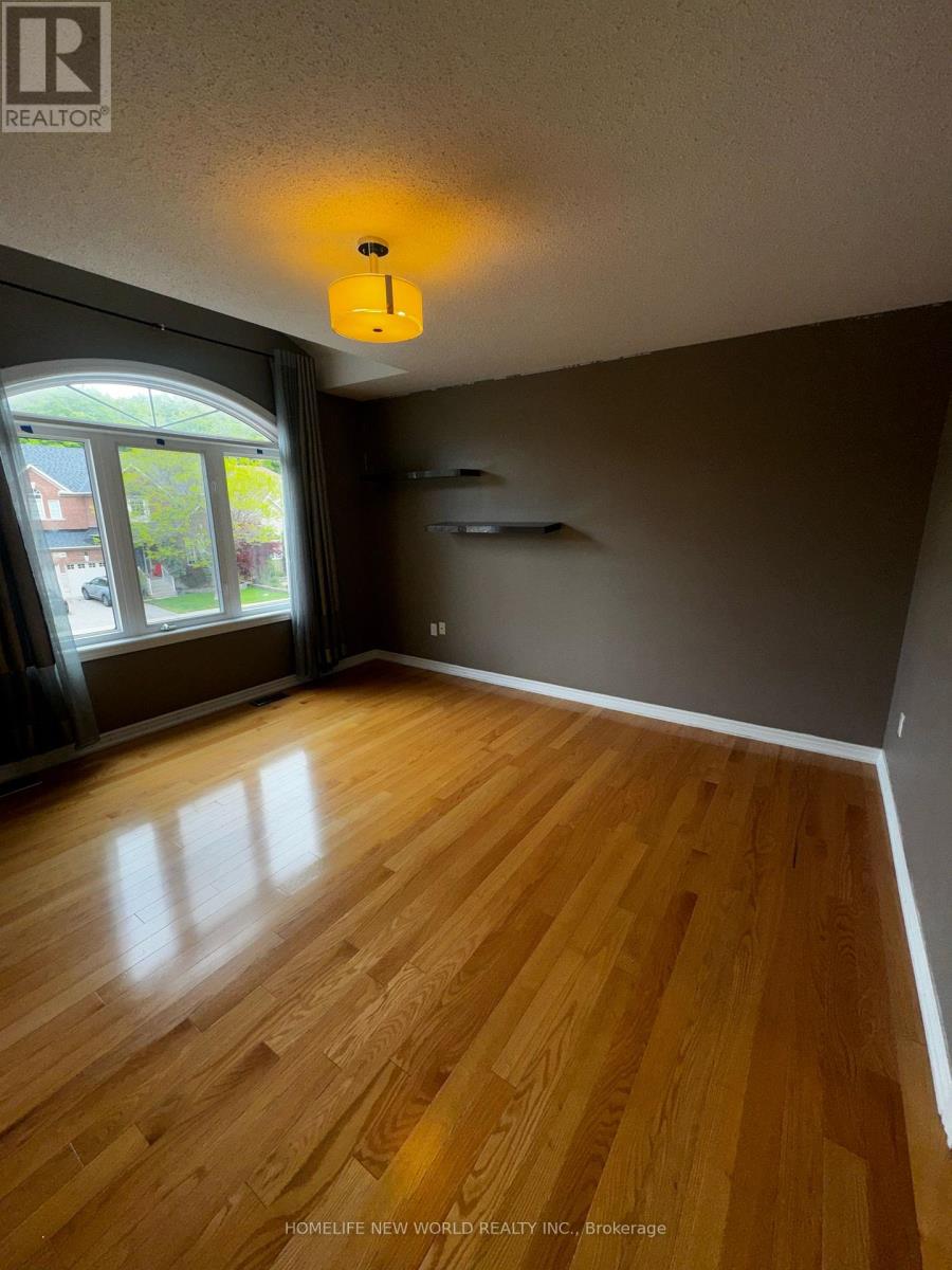 Single Family House for Sale in  SUMMERIDGE DRIVE Vaughan (Patterson) 