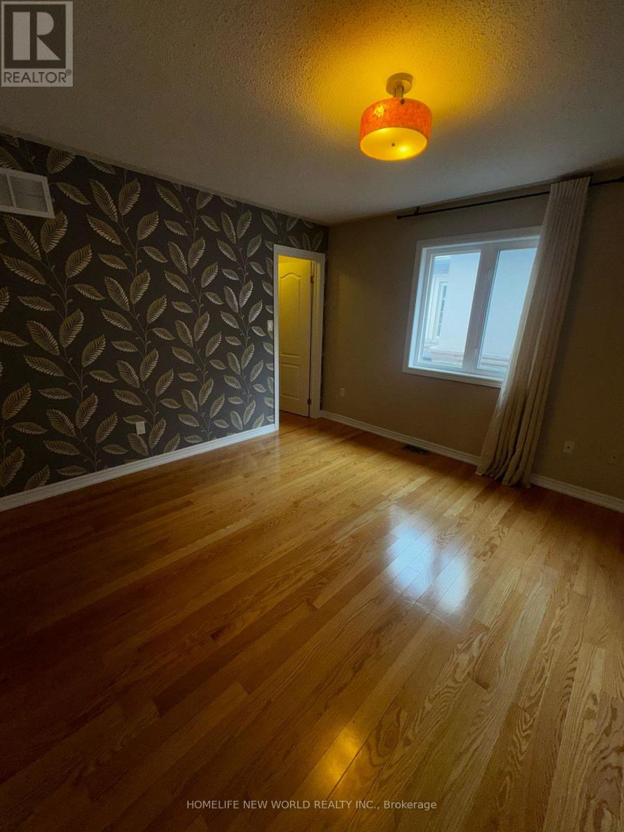 Single Family House for Sale in  SUMMERIDGE DRIVE Vaughan (Patterson) 
