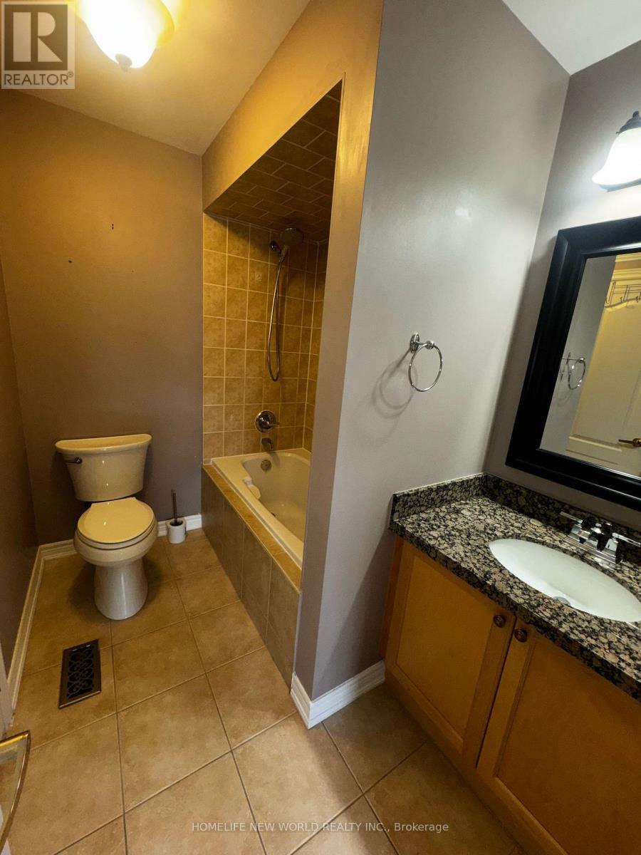 Single Family House for Sale in  SUMMERIDGE DRIVE Vaughan (Patterson) 