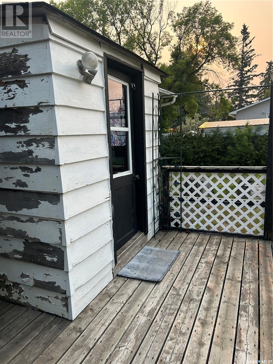 Photo 20 of 207 3rd Avenue W, Nokomis SK