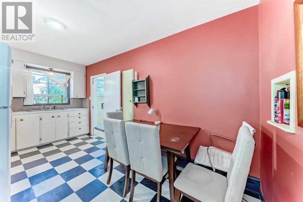Single Family House Bi-level for Sale in   Avenue NW Capitol Hill Calgary 
