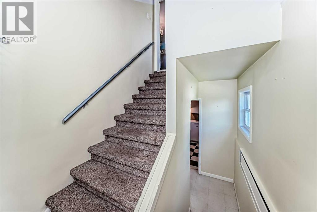 Single Family House Bi-level for Sale in   Avenue NW Capitol Hill Calgary 